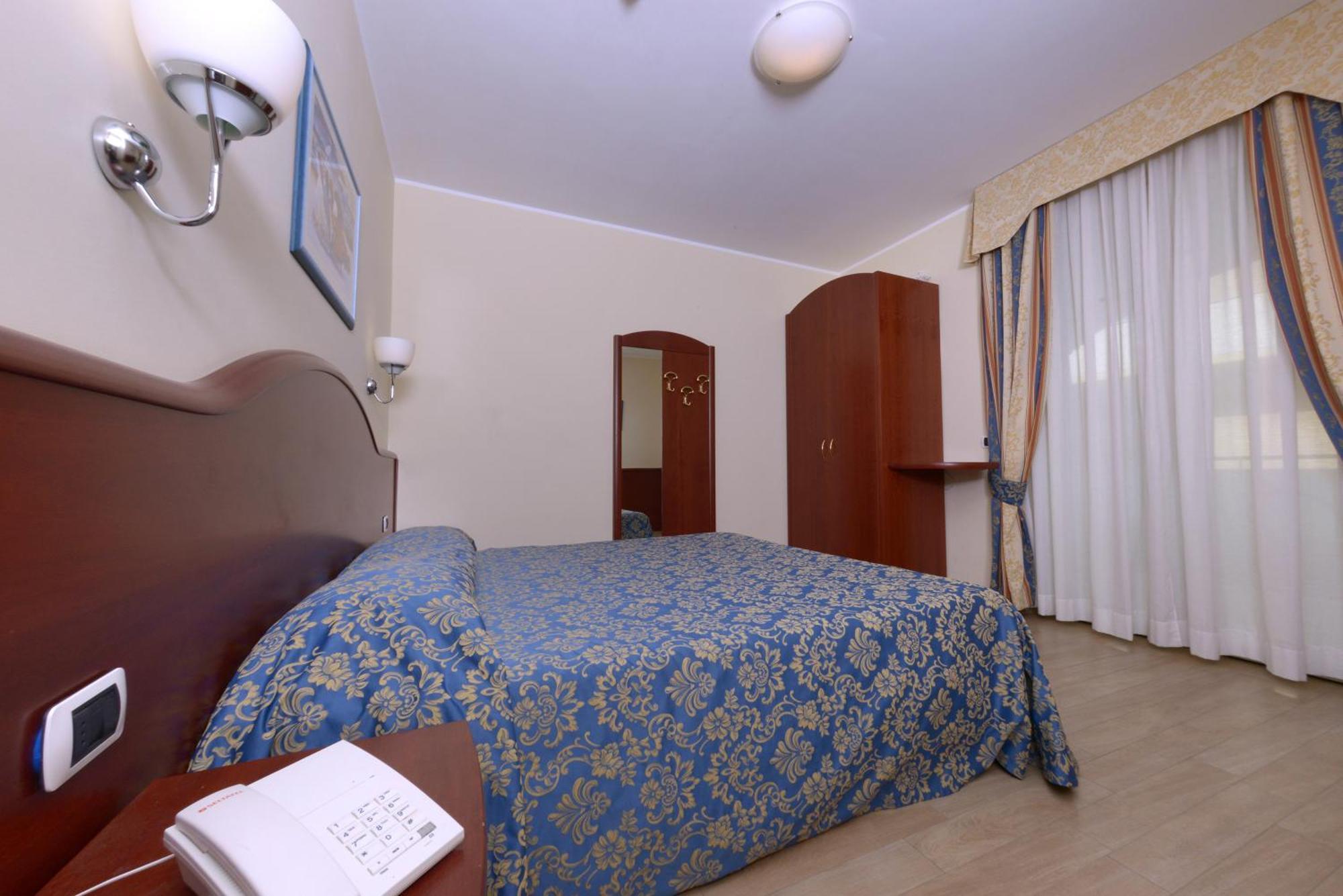 Residence Costa Smeralda Grottammare Dış mekan fotoğraf